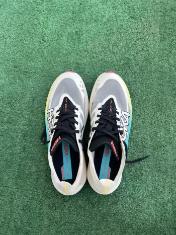 Used Hoka Rocket X2 bike — image 2 of 7