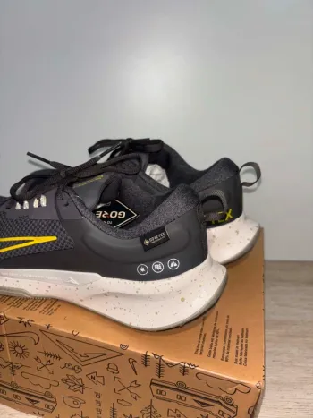 Použité Nike Juniper Trail 2 GTX bike — obrázek 8 z 15