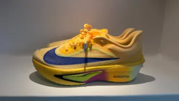 Used Nike Zoom Fly 6 bike — image 3 of 7
