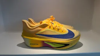 Used Nike Zoom Fly 6 bike — image 2 of 7