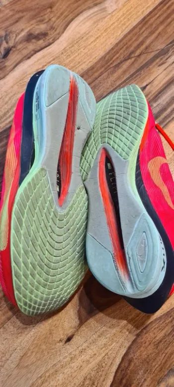 Gebrauchtes Nike ZoomX Vaporfly Next 4 bike — Bild 5 von 5
