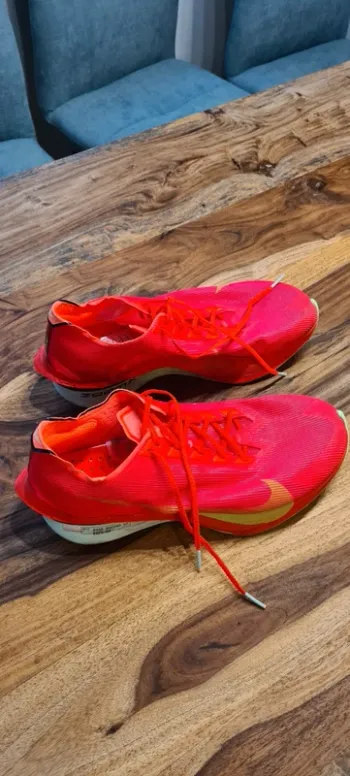 Gebrauchtes Nike ZoomX Vaporfly Next 4 bike — Bild 2 von 5