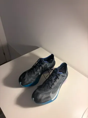 Gebrauchtes Nike ZoomX Vaporfly Next% 4 bike — Bild 2 von 11
