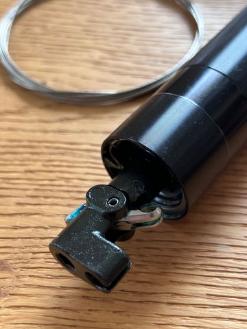 Used Bikeyoke Revive Max Dropper Post bike — image 12 of 13