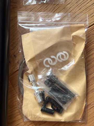 Used Bikeyoke Revive Max Dropper Post bike — image 13 of 13
