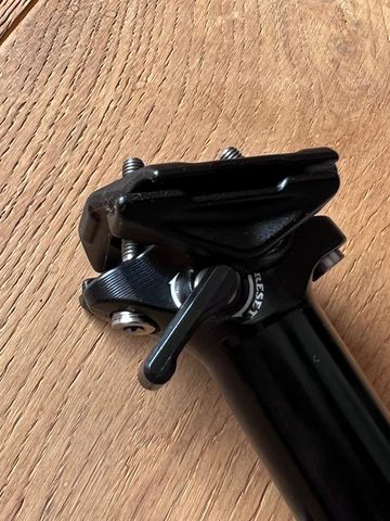 Used Bikeyoke Revive Max Dropper Post bike — image 11 of 13