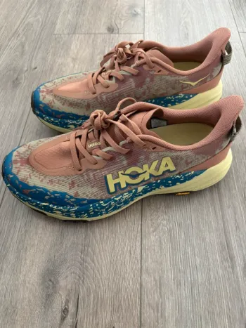 Used Hoka Speedgoat 6 bike