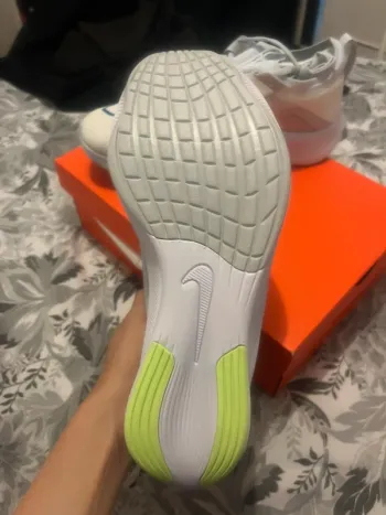Used Nike Zoom Fly 4 bike — image 3 of 4