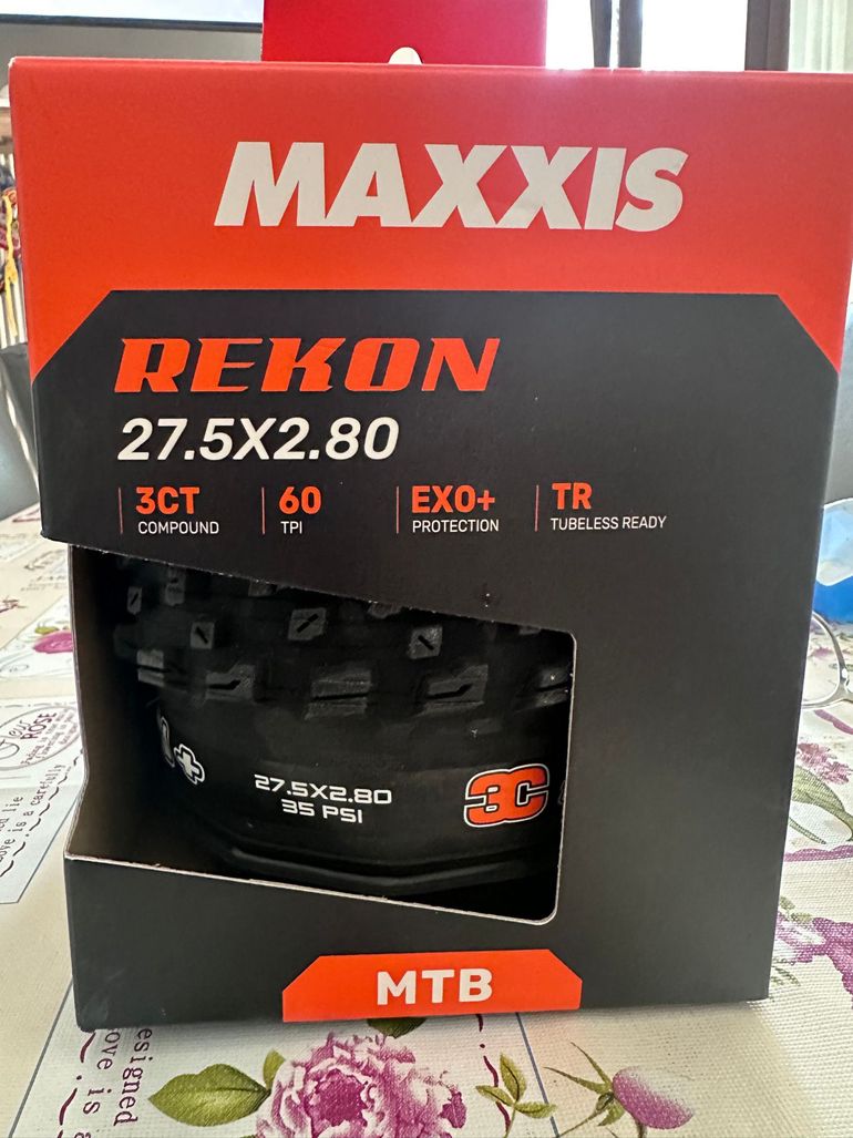 Brugt Maxxis MaxxTerra Tire 2026 bike — billede 4 af 4