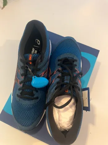 Tweedehands Asics Gel-Contend 6 bike — afbeelding 4 van 6