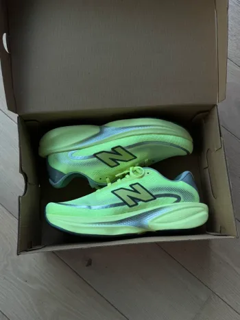 Gebrauchtes New Balance Elipse V1 bike — Bild 2 von 5