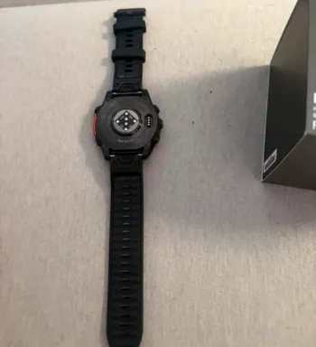 Used Garmin Fenix 8 bike — image 3 of 3