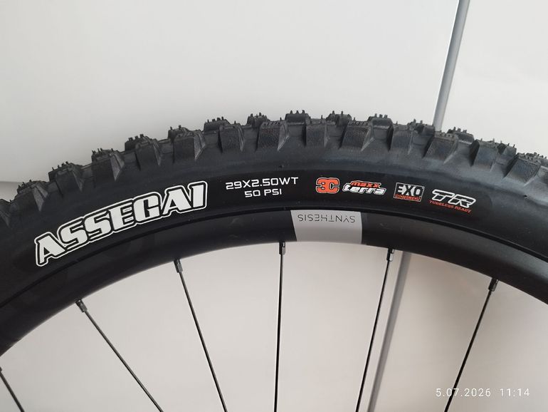 Brugt Maxxis Assegai bike — billede 2 af 2