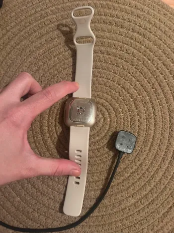 Použité Fitbit Sense bike — obrázek 4 z 4