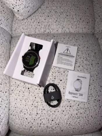 Použité Garmin Approach S44 bike — obrázek 3 z 4