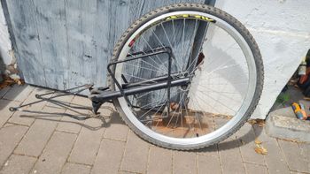Brugt Extrawheel https://.com/products/bike-trailer-brave-solo/ bike