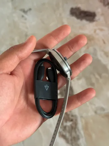 Used Garmin Venu 4 bike — image 3 of 8
