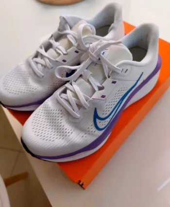 Tweedehands Nike Running Shoes Donna bike — afbeelding 6 van 9
