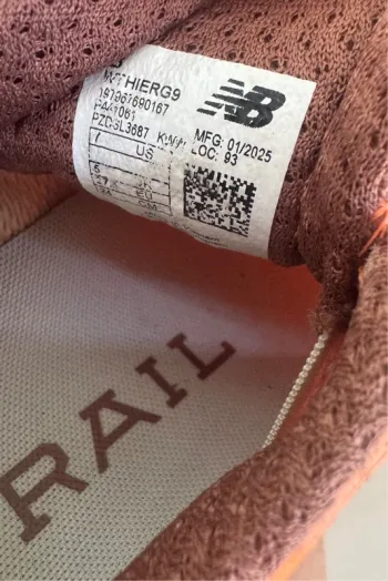 Gebrauchtes New Balance Hierro V9 bike — Bild 5 von 6