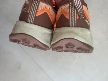 Gebrauchtes New Balance Hierro V9 bike — Bild 6 von 6