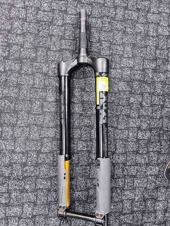 Used Fox Podium Factory Grip X2 Air 170mm 2026 bike