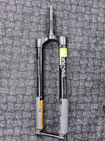Fox Podium Factory Grip X2 Air 170mm 2026 Fork usato