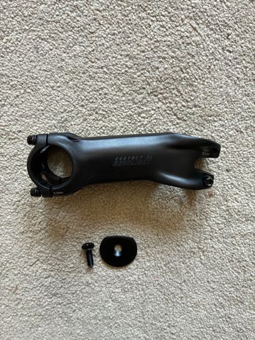 Použité Giant Contact SL Aerolight Stem 2025 Cockpit