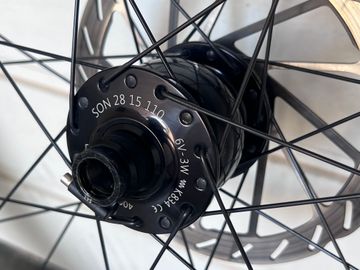 Used Roval Control Carbon Wheelset bike — image 9 of 21