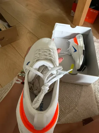 Used Nike Invincible RN FP bike — image 5 of 7