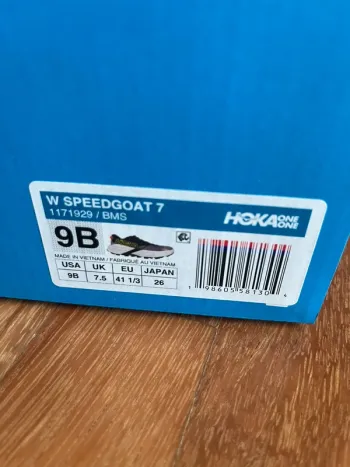 Used Hoka Speedgoat 7 bike — image 8 of 8