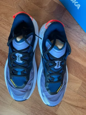 Used Hoka Speedgoat 7 bike — image 6 of 8