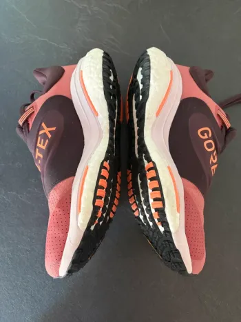Gebrauchtes Adidas Laufschuhe Gore-Tex gr. 39 1/3 bike — Bild 4 von 5
