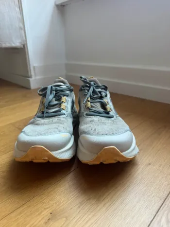 Used New Balance Fresh Foam x Hierro V9 bike — image 3 of 4