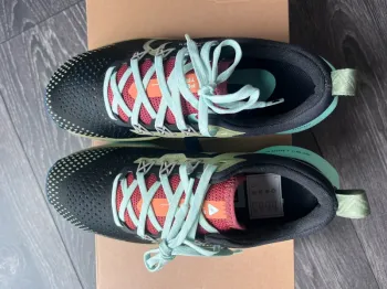 Used Nike Trail Running Shoes bike — image 6 of 7