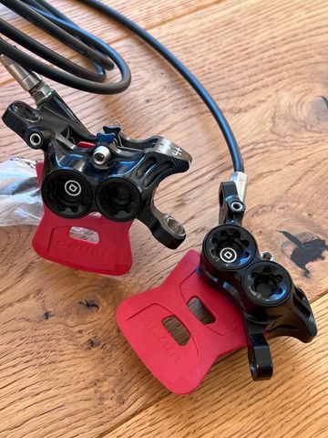 Used Hope RX4+ Postmount bike — image 12 of 16