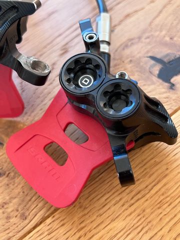 Used Hope RX4+ Postmount bike — image 10 of 16
