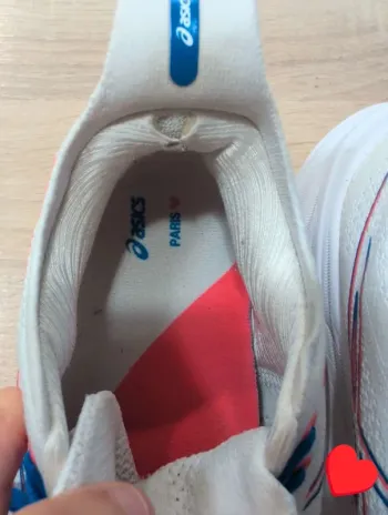 Used Asics Nimbus 26 bike — image 10 of 11