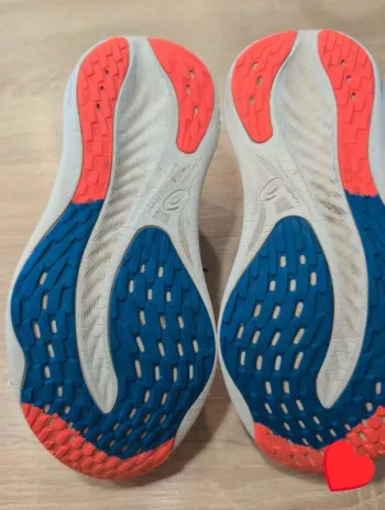 Used Asics Nimbus 26 bike — image 8 of 11