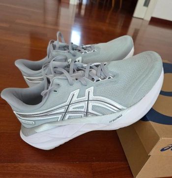 Brugt Asics Novablast 5 2025 bike