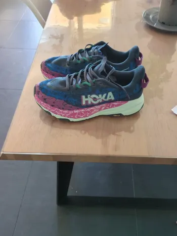 Used Hoka Speedgoat 6 bike — image 3 of 6
