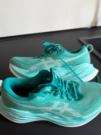 Used Asics Superblast 2 bike — image 5 of 6