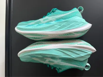 Used Asics Superblast 2 bike — image 3 of 6