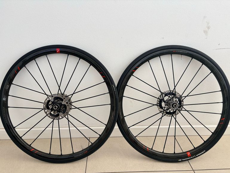 Brugt Fulcrum Racing Zero Carbon 2025 bike — billede 2 af 4