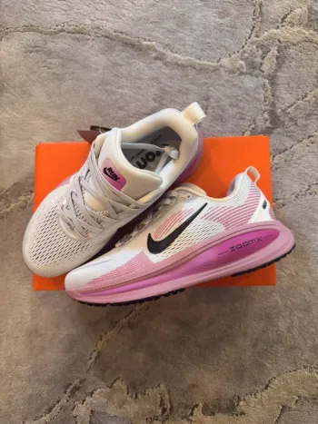 Nike Vomero 18 bike d'occasion — image 3 sur 5