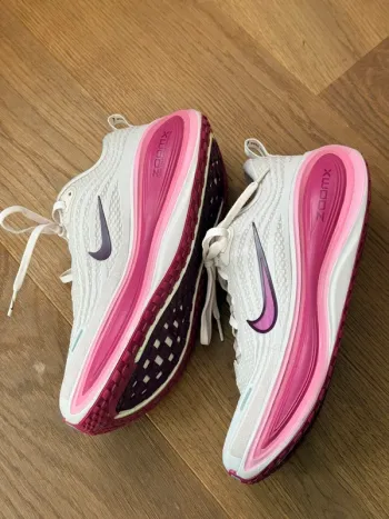 Tweedehands Nike Vomero Plus bike — afbeelding 2 van 11