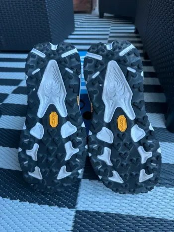 Used Hoka Speedgoat 7 bike — image 4 of 5