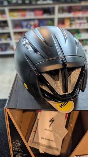 Used Specialized Evade 3 Helmet bike — image 3 of 5