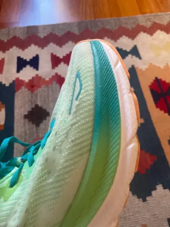 Tweedehands Hoka Clifton 9 bike — afbeelding 8 van 10