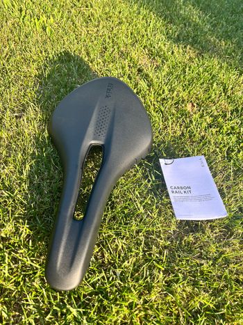 Używany Fizik Aliante R1 Carbon 2026 bike