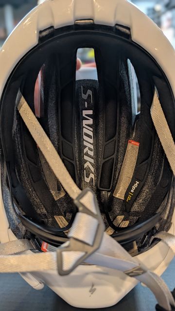 Used Specialized Evade 3 Helmet bike — image 5 of 5